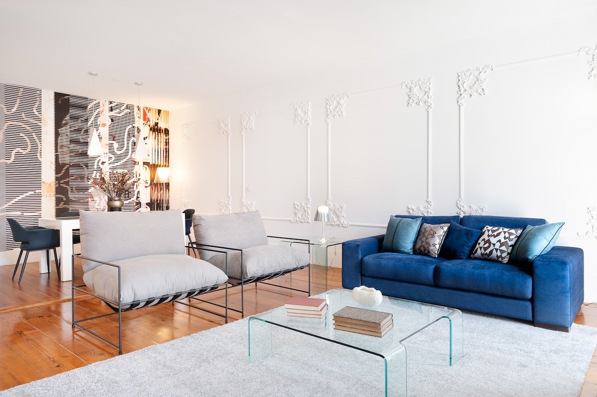 42 3 Historical Penthouse at Cardosas Block gallery image 3