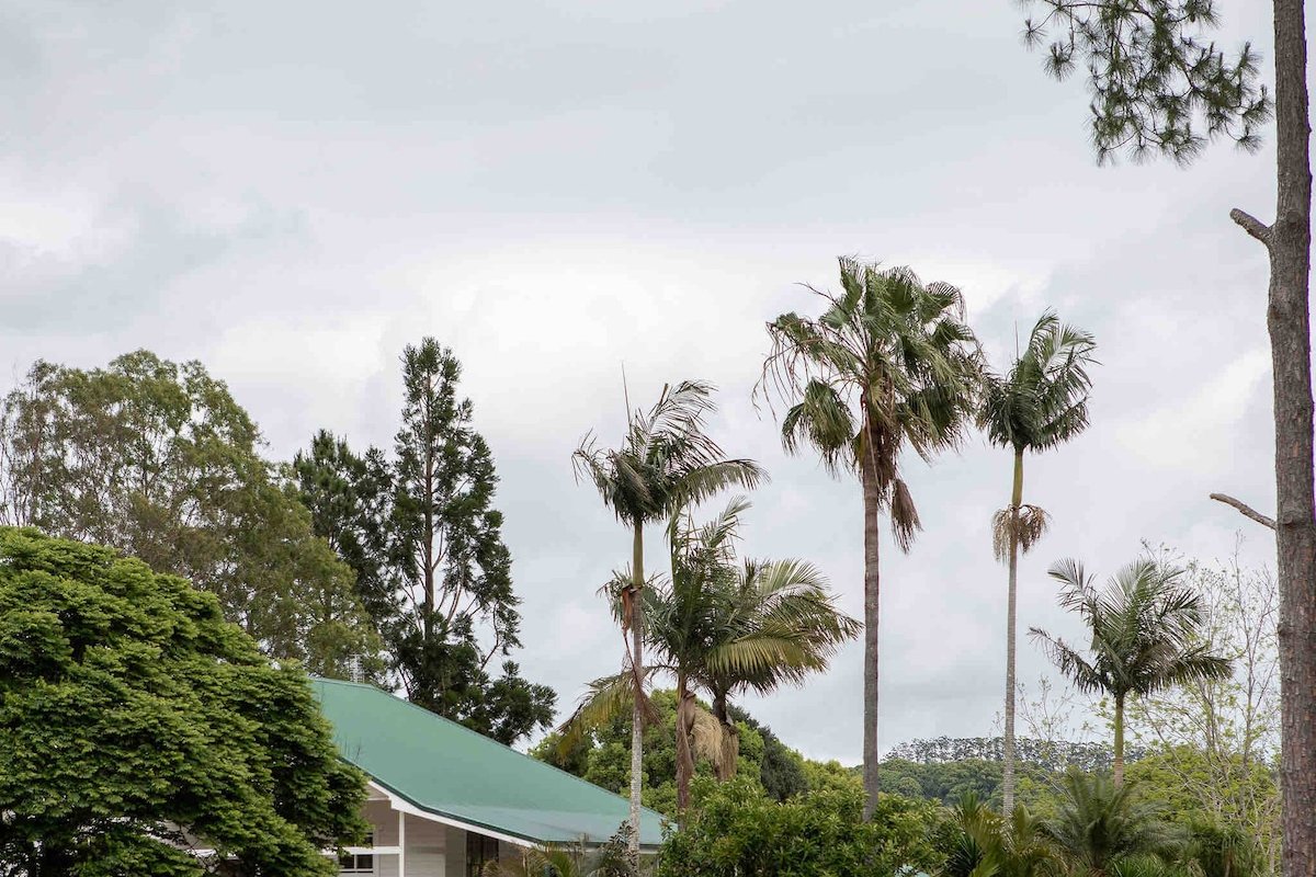 Black Cockatoo Bangalow gallery image 3