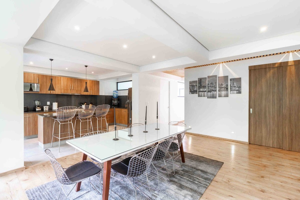 Luxury 3 BD Apartment gallery image 2