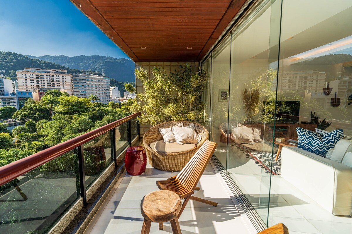 Unbelievable PH, Leblon! Amazing view and privacy! gallery image 3