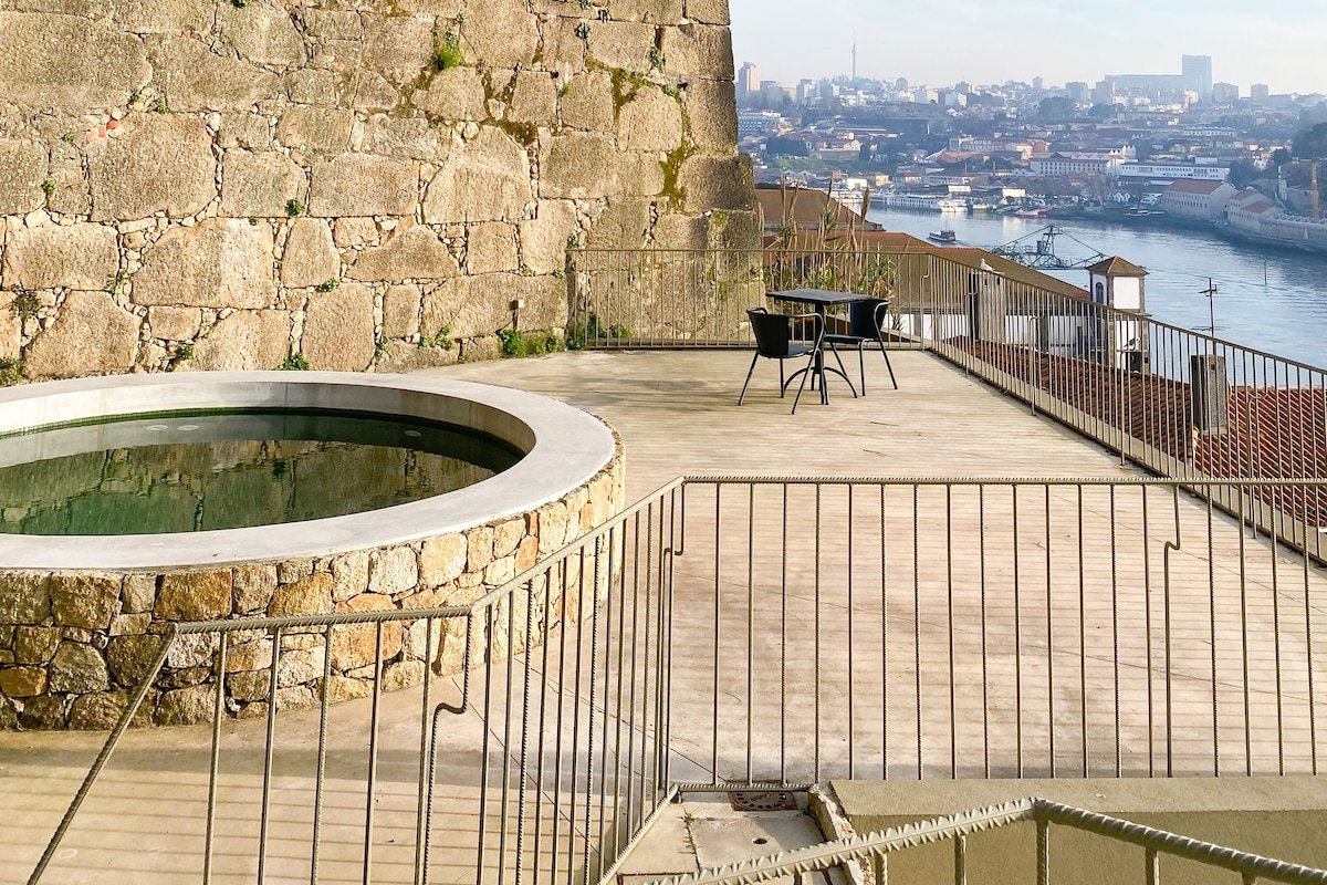 Plunge Pool River Views · Apt A (Adults Only) gallery image 4