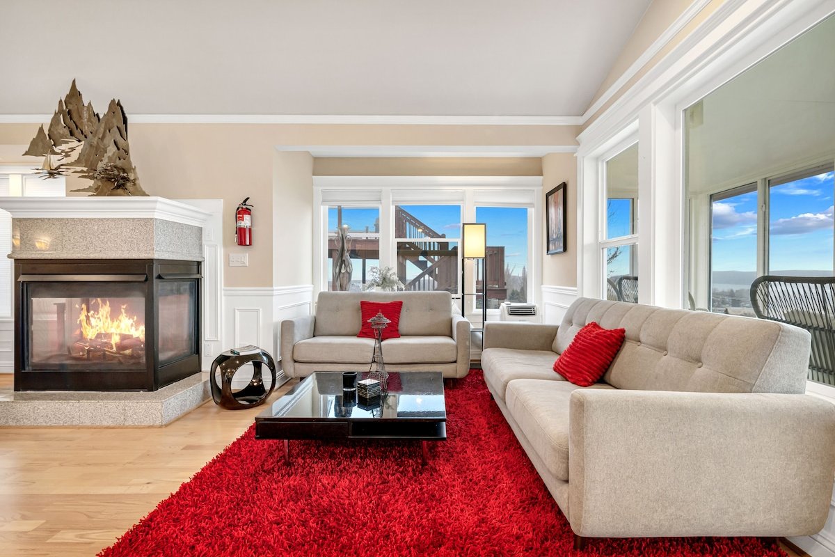 The Fun House – Our yellow home on a hill gallery image 3