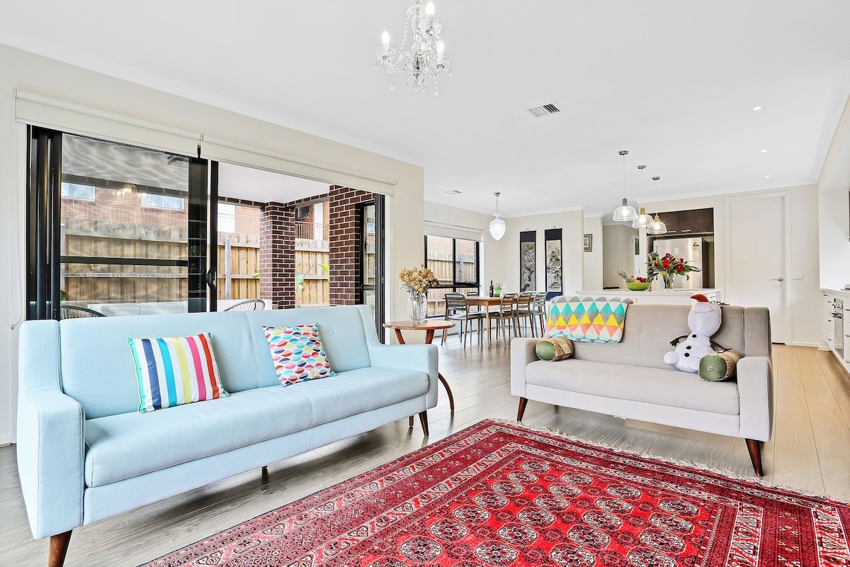 Macpherson Luxe 4BR House by A&J gallery image 4