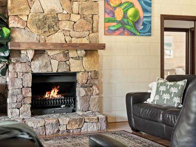 Carinya Cove – pool, pet friendly, fireplace