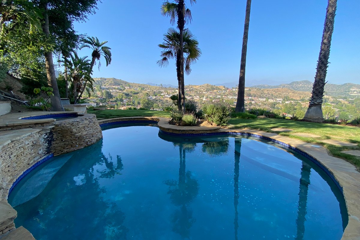 Exquisite Glendale Hills Pool Home with Views!!!