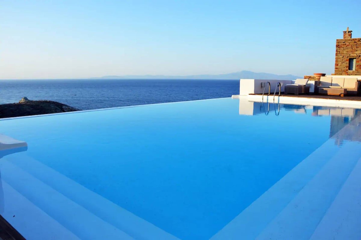 Kea Villa Pool & Seaview gallery image 2