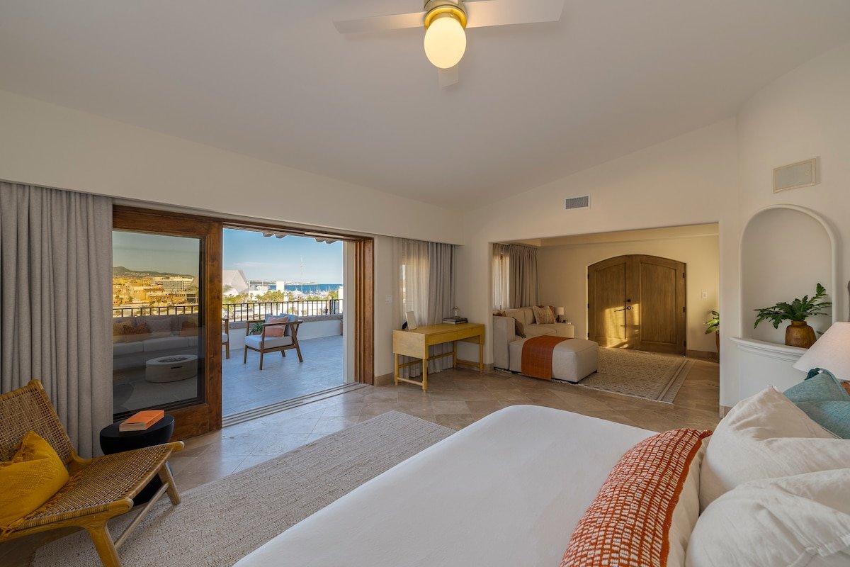 8BR Cabo Villa. Sky. Space. Maid gallery image 2