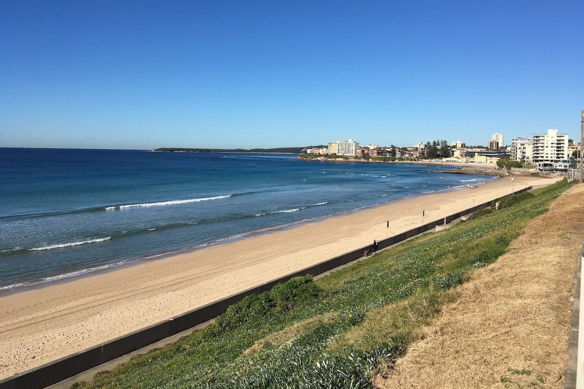 Cronulla Beachside Retreat gallery image 2