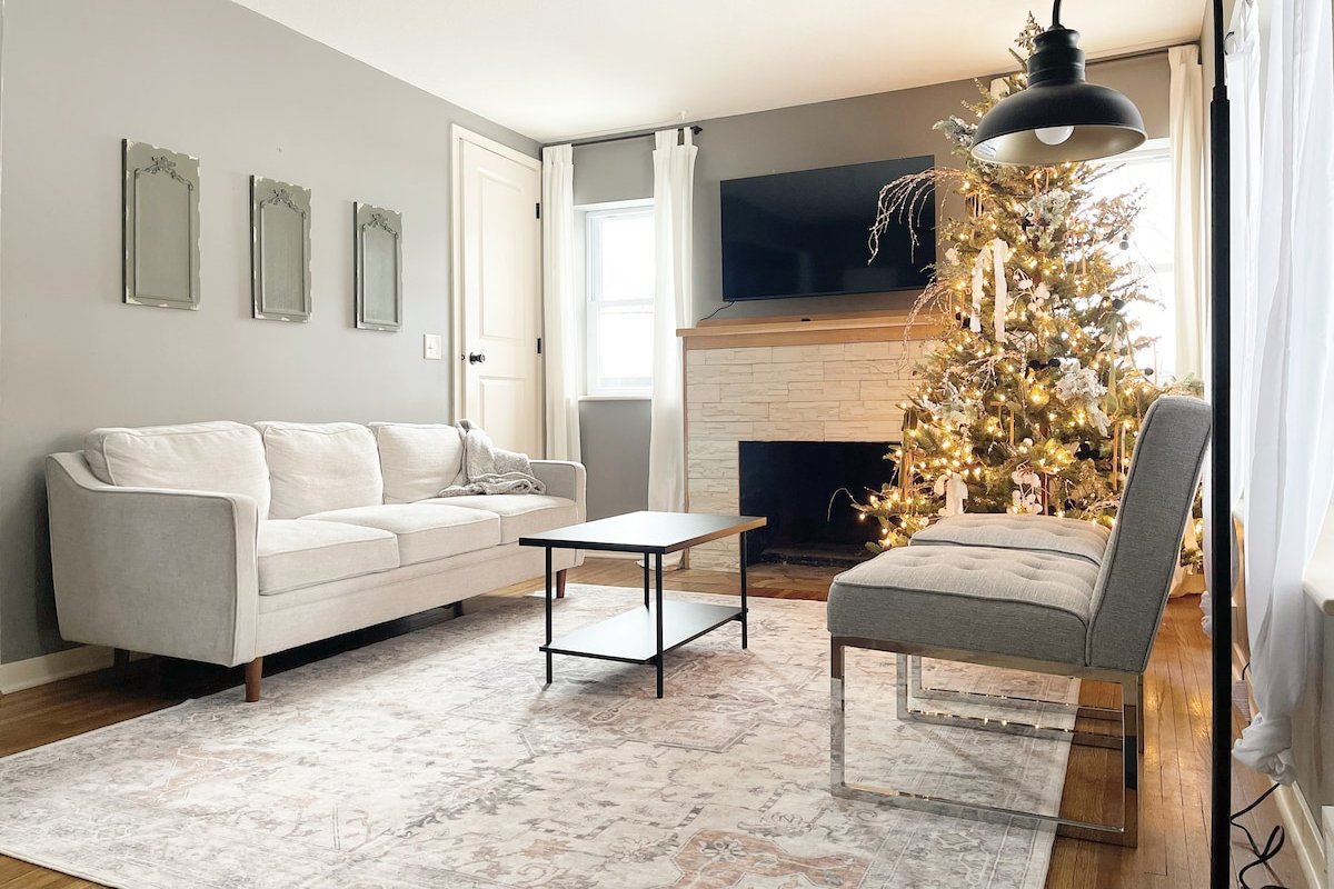 A city-accessible retreat near 3M gallery image 3