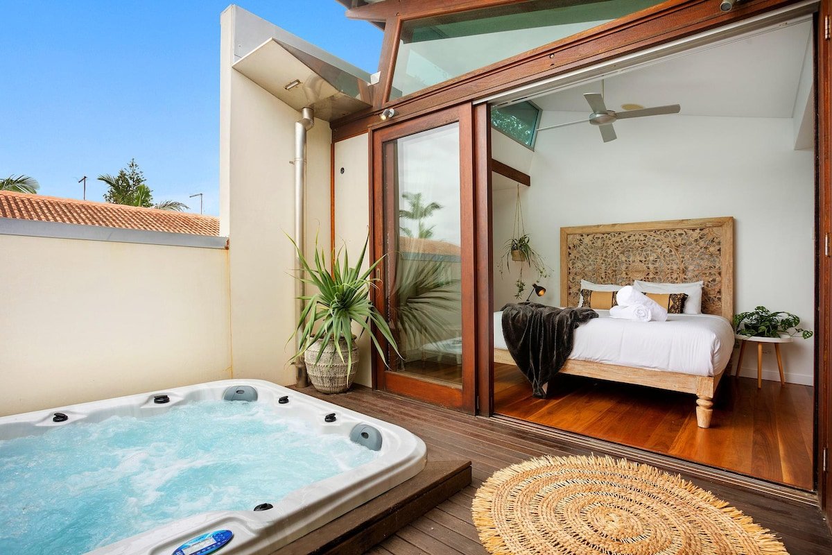 Luxury On The Bay 1 – Ocean Views gallery image 3