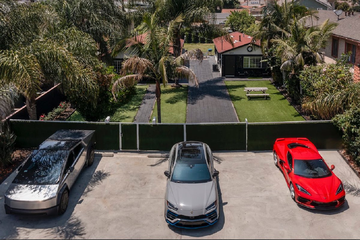 *TWO-HOME Remodeled 1-AcreEstate, Luxury Compound