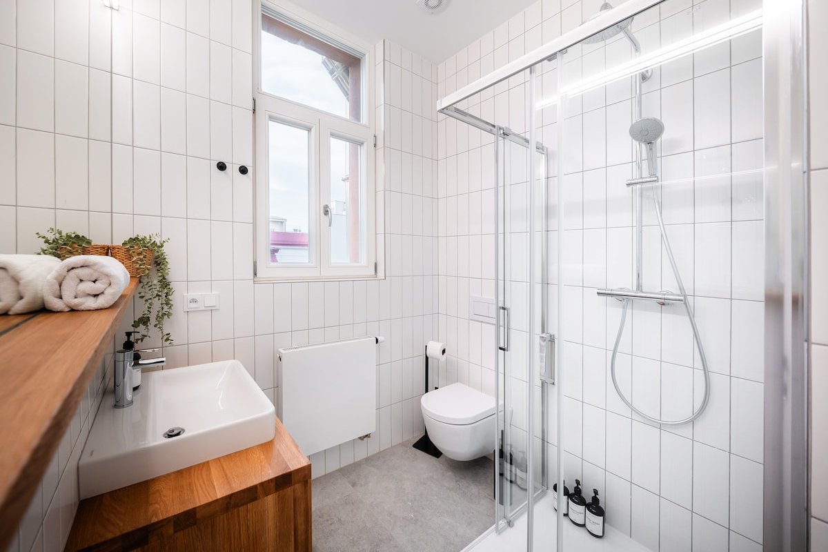 7BR+4.5Bath Palace near Museum + Pool gallery image 4