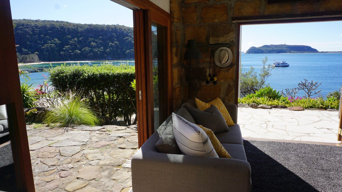 Sandstone Cottage, Great Mackerel Beach gallery image 5