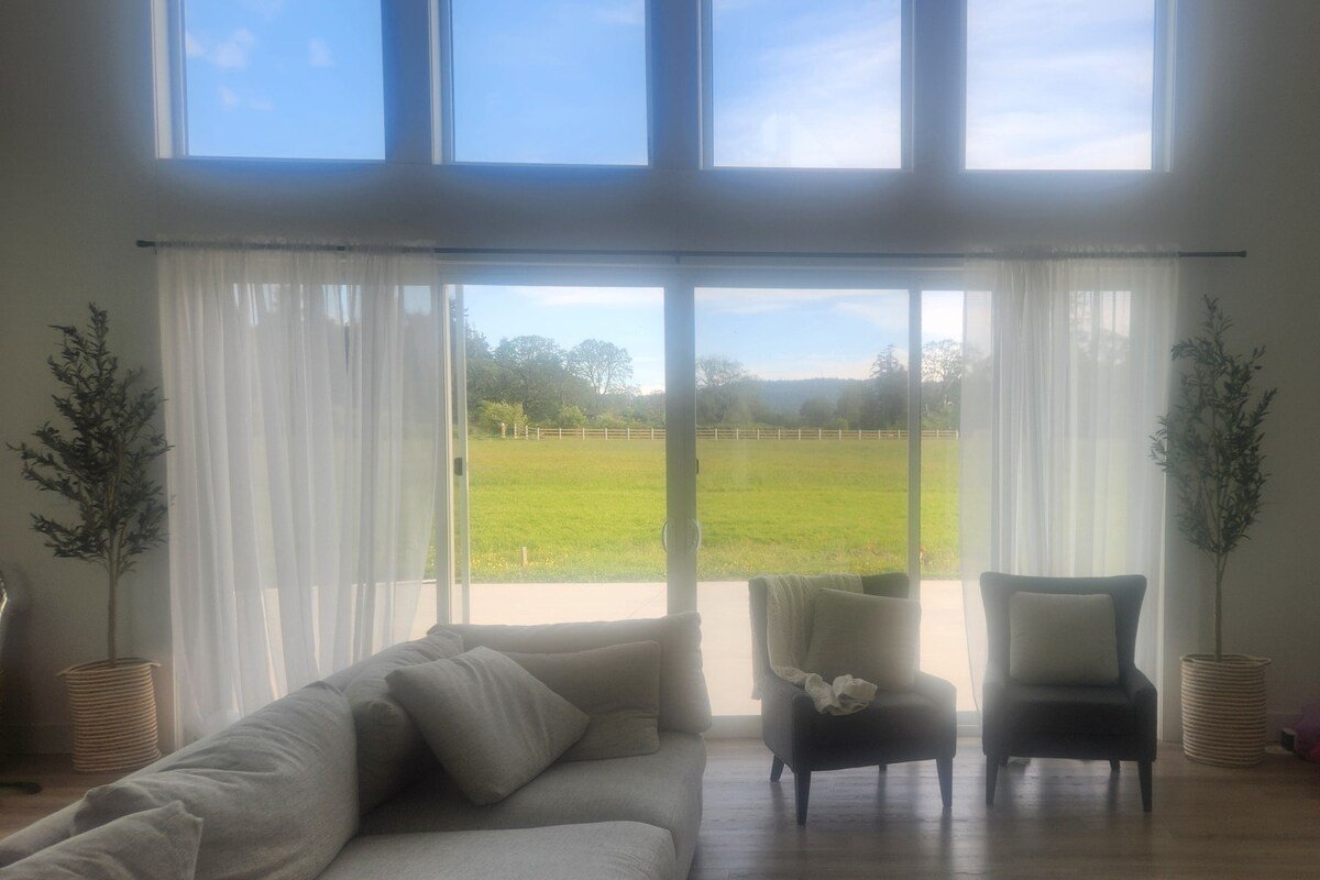 Modern Farm Oasis gallery image 3