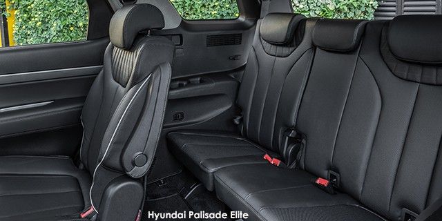 HYUNDAI PALISADE 2.2D ELITE AWD A/T (7 SEAT) - 19 