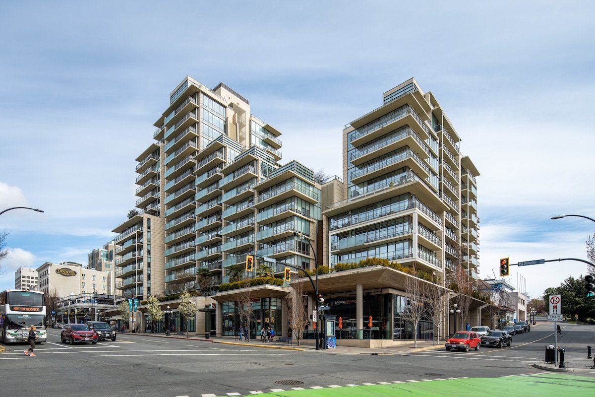 Waterfalls Hotel – Waterscape gallery image 4