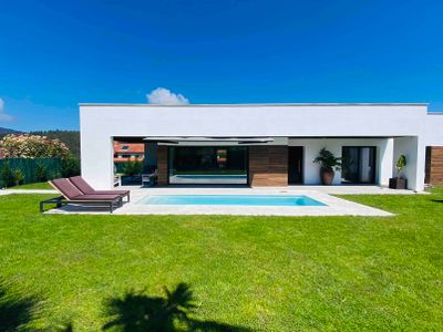 Agradable casa con piscina