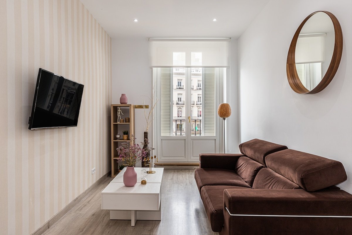 Waou Apartamentos en Sol Confort 9 gallery image 3