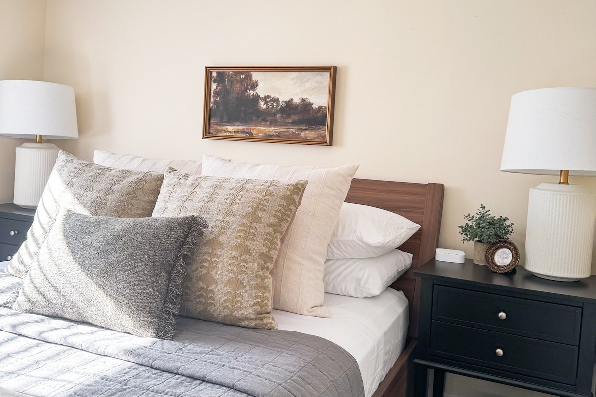 Cozy home, Central Location, King Bed gallery image 5