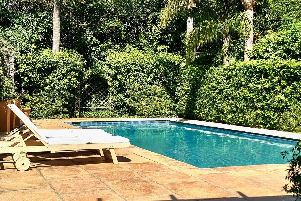 CONSTANTIA HOUSE AT ITS BEST gallery image 4