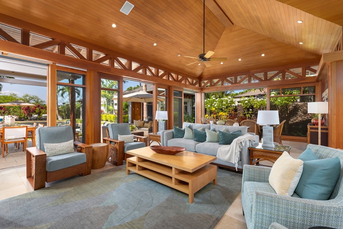 Na Hale 3: Luxe Family Oasis, Pool & Beach Club gallery image 5