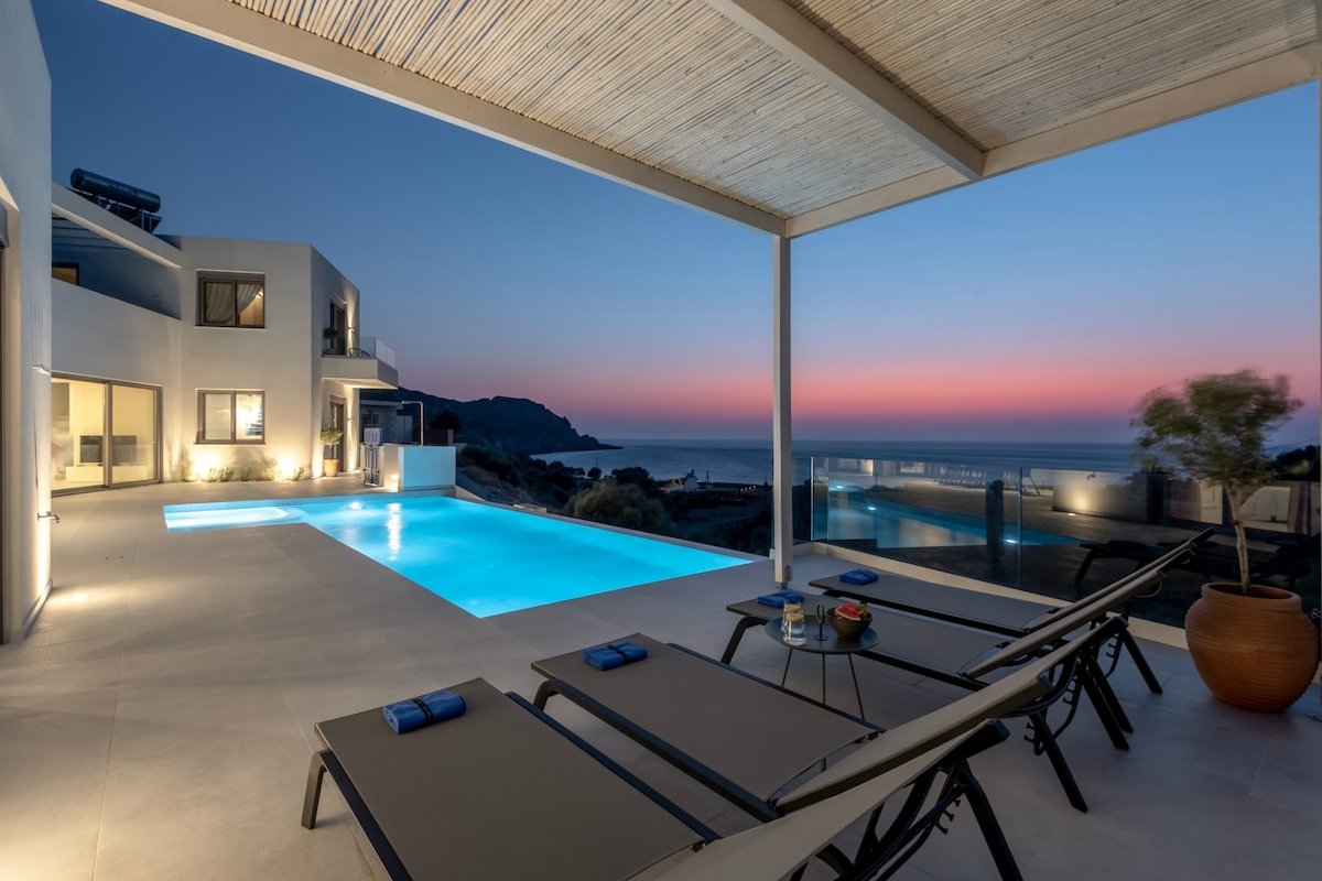 Luxury Villa Oxygen in Sfinari with sunset views gallery image 2