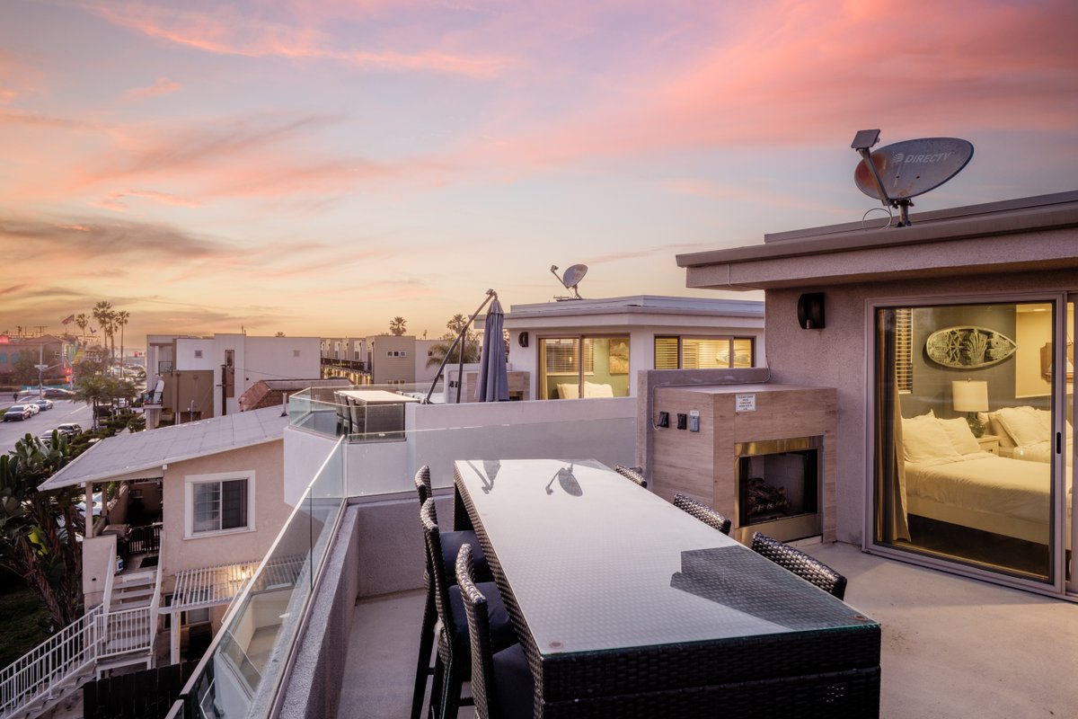 Steps to the Beach | AC | Garage Parking