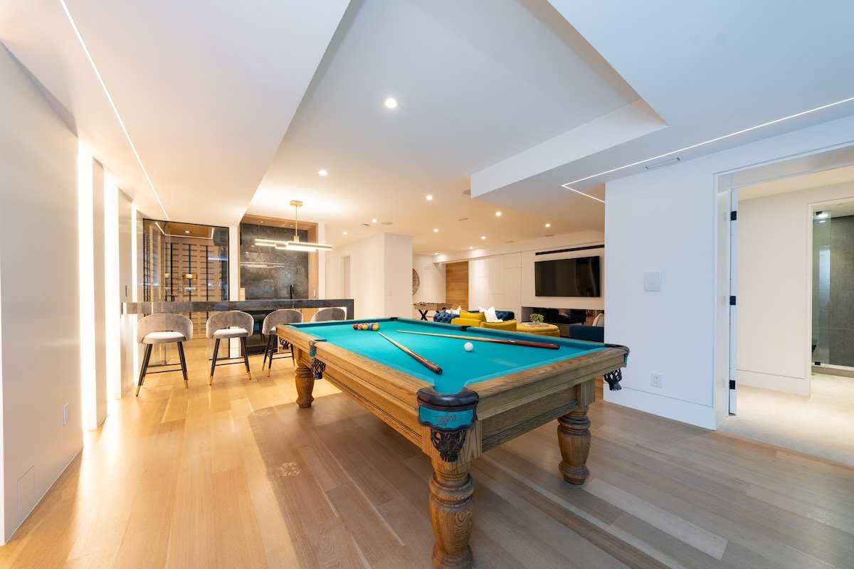 SwimSpaSauna Elevator PoolTableGits UltraLux7500SF gallery image 5