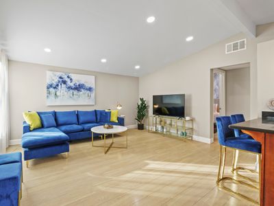 Stylish 3B2B House in Sunnyvale w/ Fast WI-FI