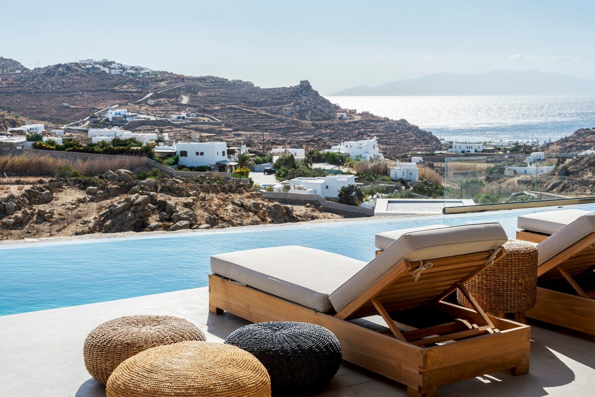 Pure Mykonos | Villa with pool near Scorpios gallery image 4