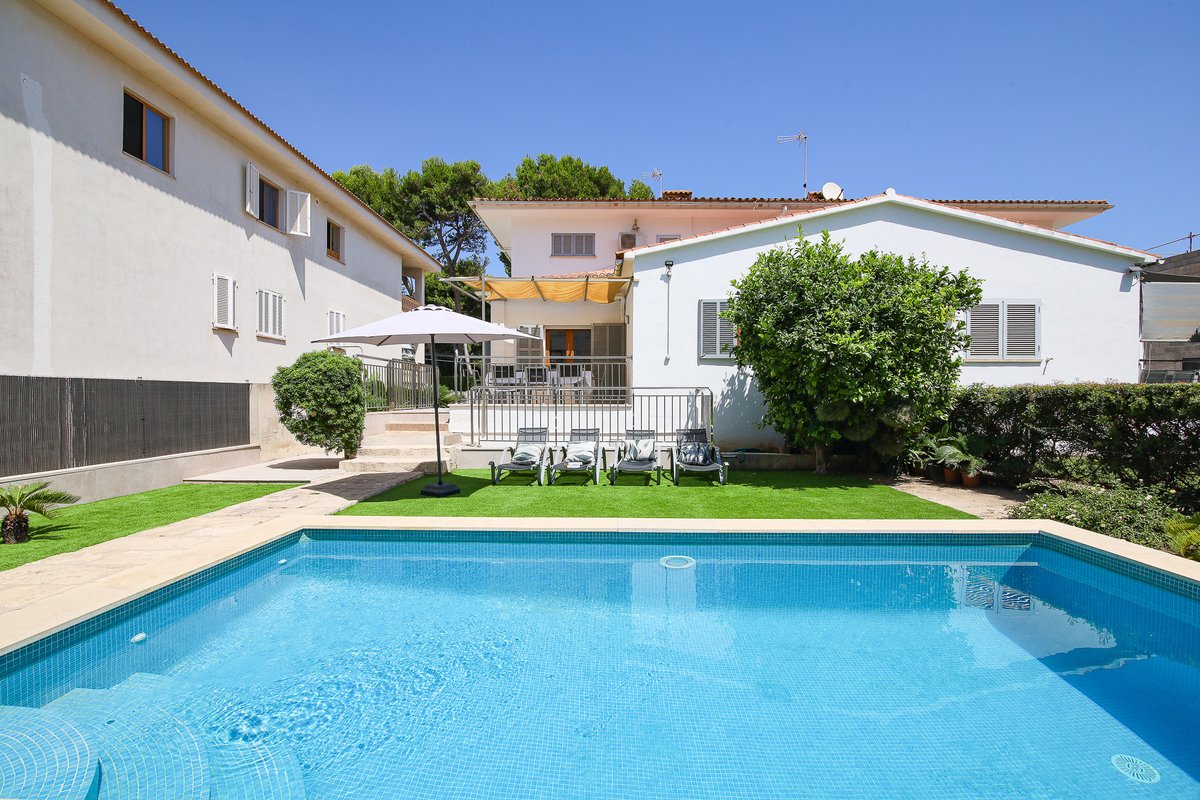 Casa Jero by Rentallorca