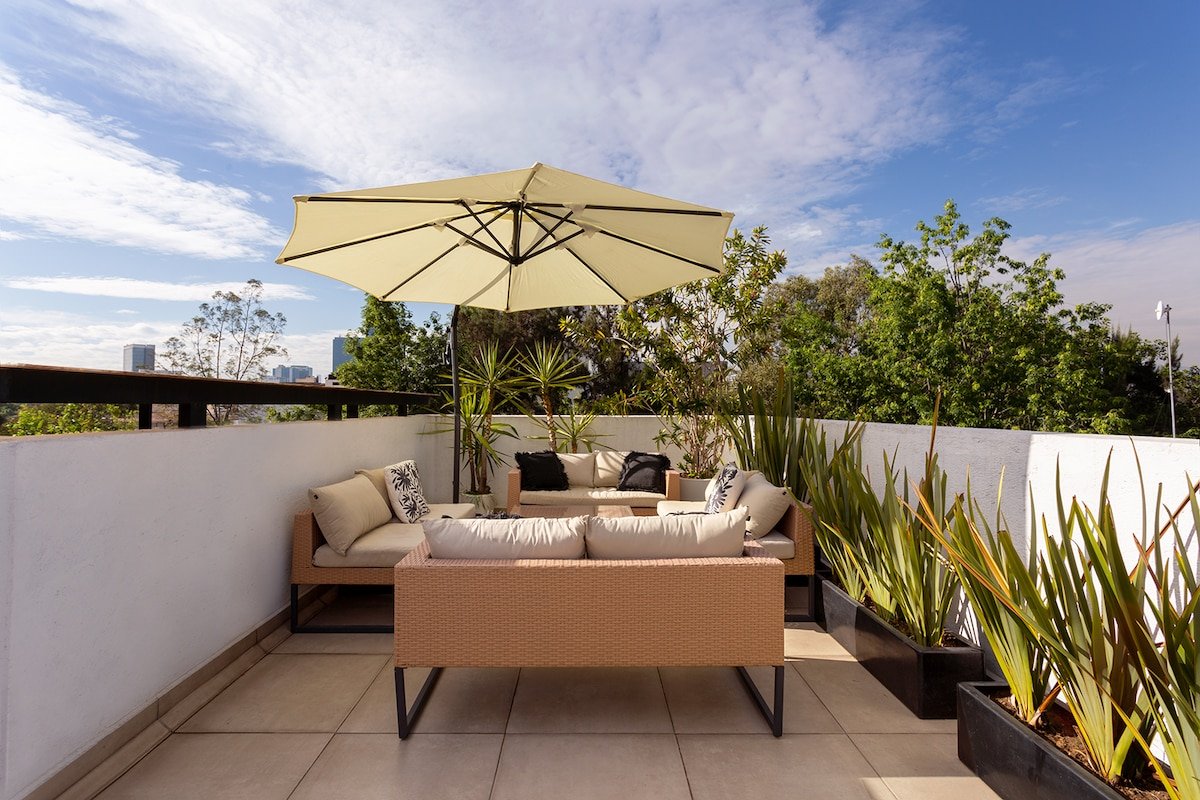 Sunny Condesa Apartment with AC & Private Rooftop gallery image 3