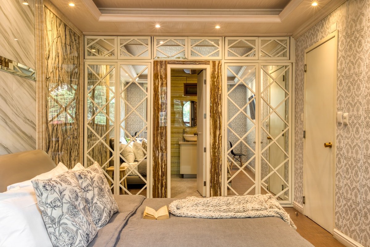 6 BR Polanco for groups w/Terrace– Walk to Masaryk gallery image 5