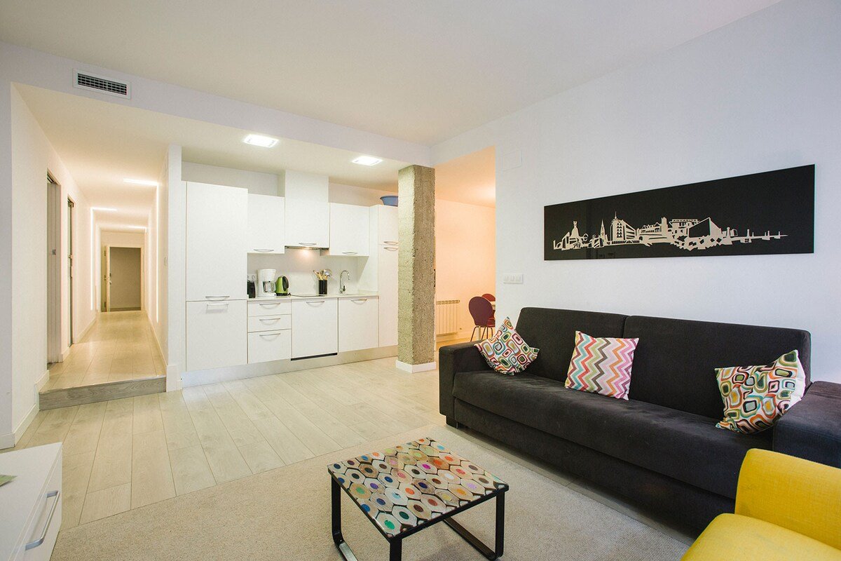 6 Getaria B superb central apartment gallery image 3