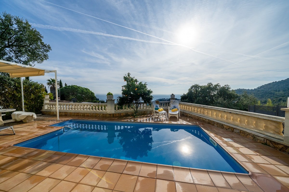 Villa Vista – Sea View, BBQ, Pool & A/C gallery image 5