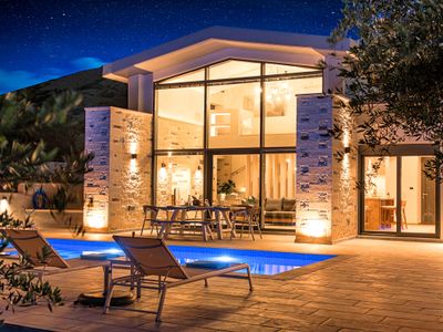 Moonlight Grand Villa Heated Pool up to 45 gusts