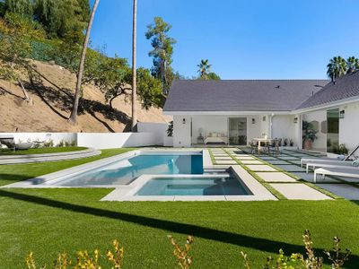 Modern Encino 4BD Home w/ Spacious Backyard