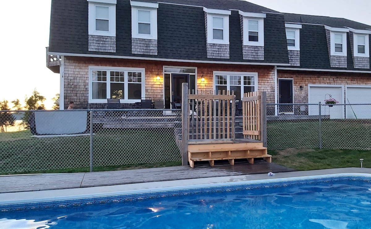 River’s Edge Retreat gallery image 3