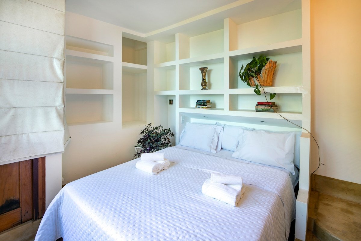 ADV007 Villa for 7 with 360° views of all of Rio gallery image 3