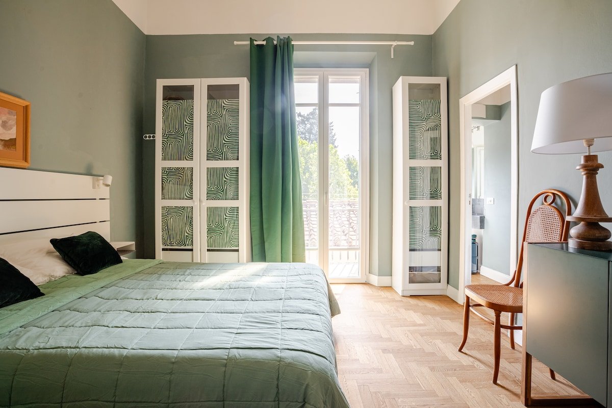 Bright Florentine with fresco 3 bedrooms EggPrint gallery image 3