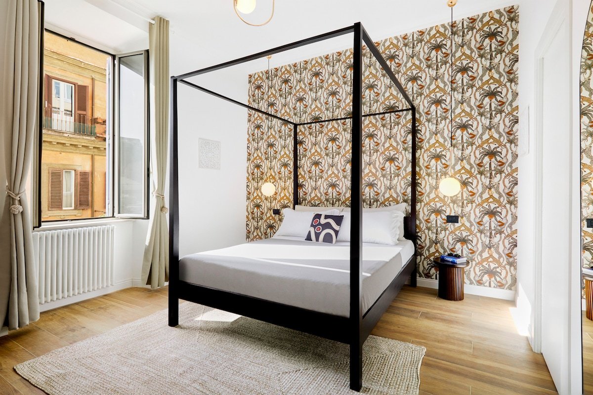 Tropical Spacious Flat Colosseum gallery image 3