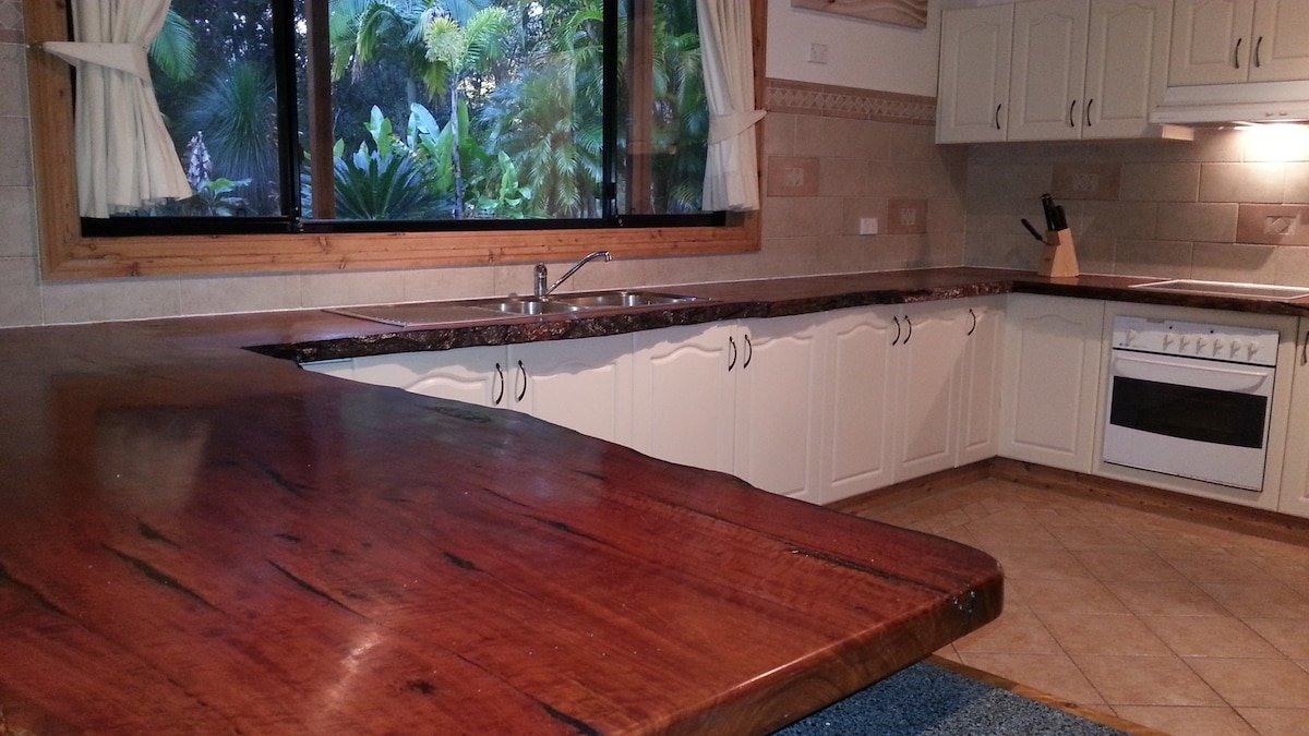 Oasis by South West Rocks 1&2* gallery image 5