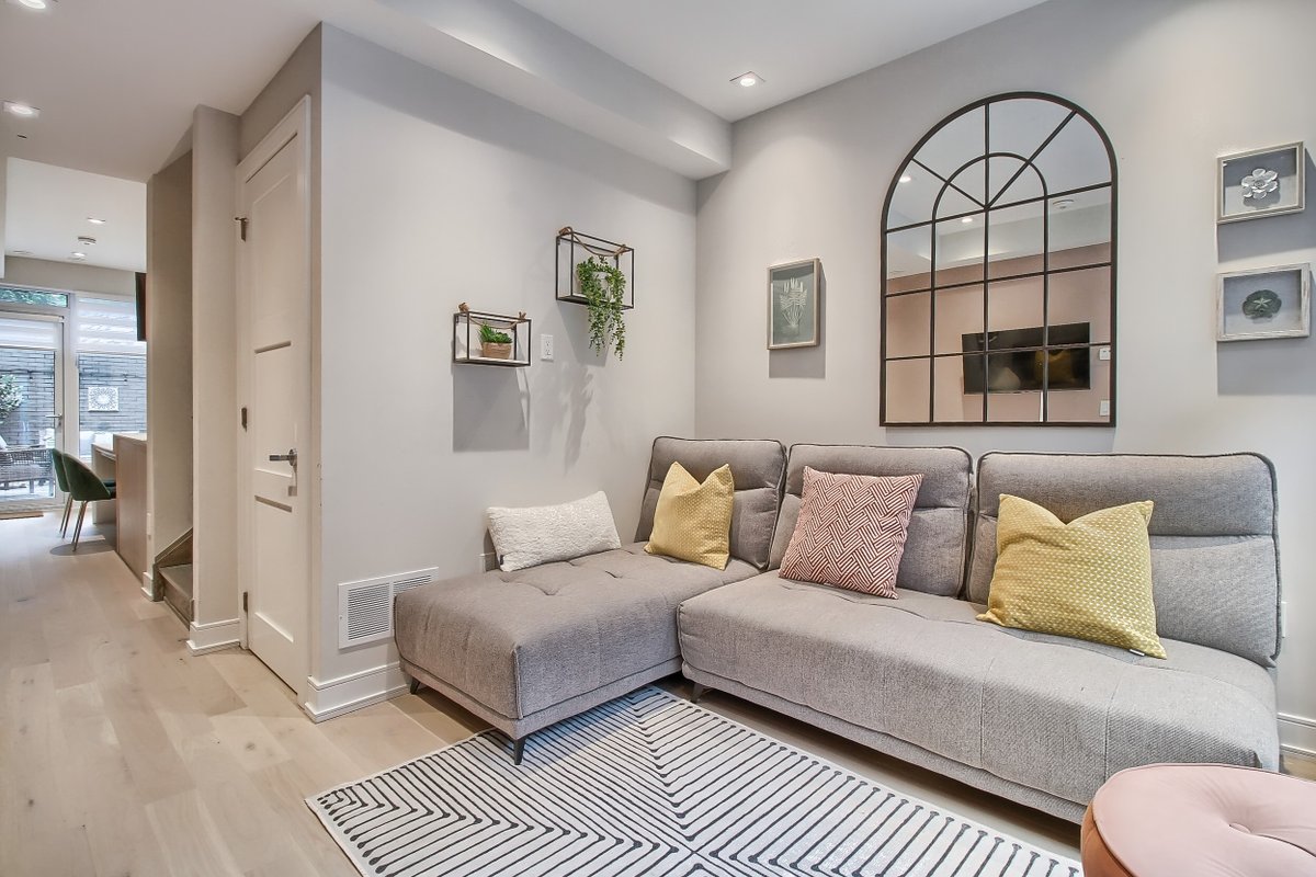 Luxury Townhouse in Downtown Toronto TH1