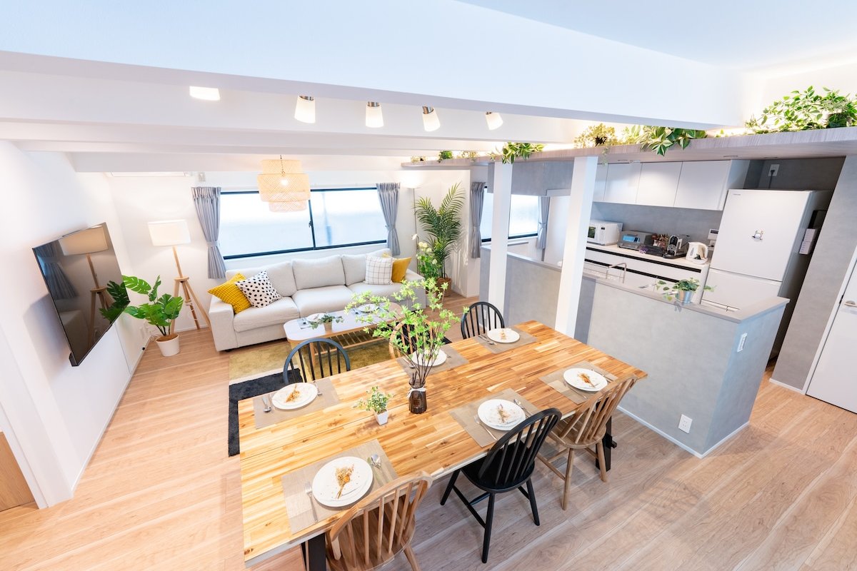 165㎡貸切|新宿電車10分|駅歩き5分|3寝室|巨大プレイルーム|2シャワー&バスタブ|3お手洗い gallery image 3