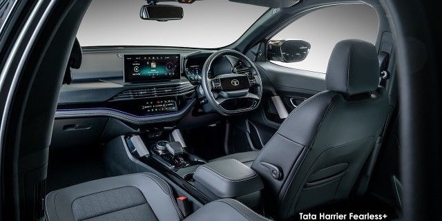 TATA HARRIER 2.0TD FEARLESS + A/T - 12 