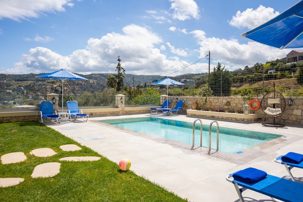 Villa Pan-Areth – With Private Pool gallery image 3