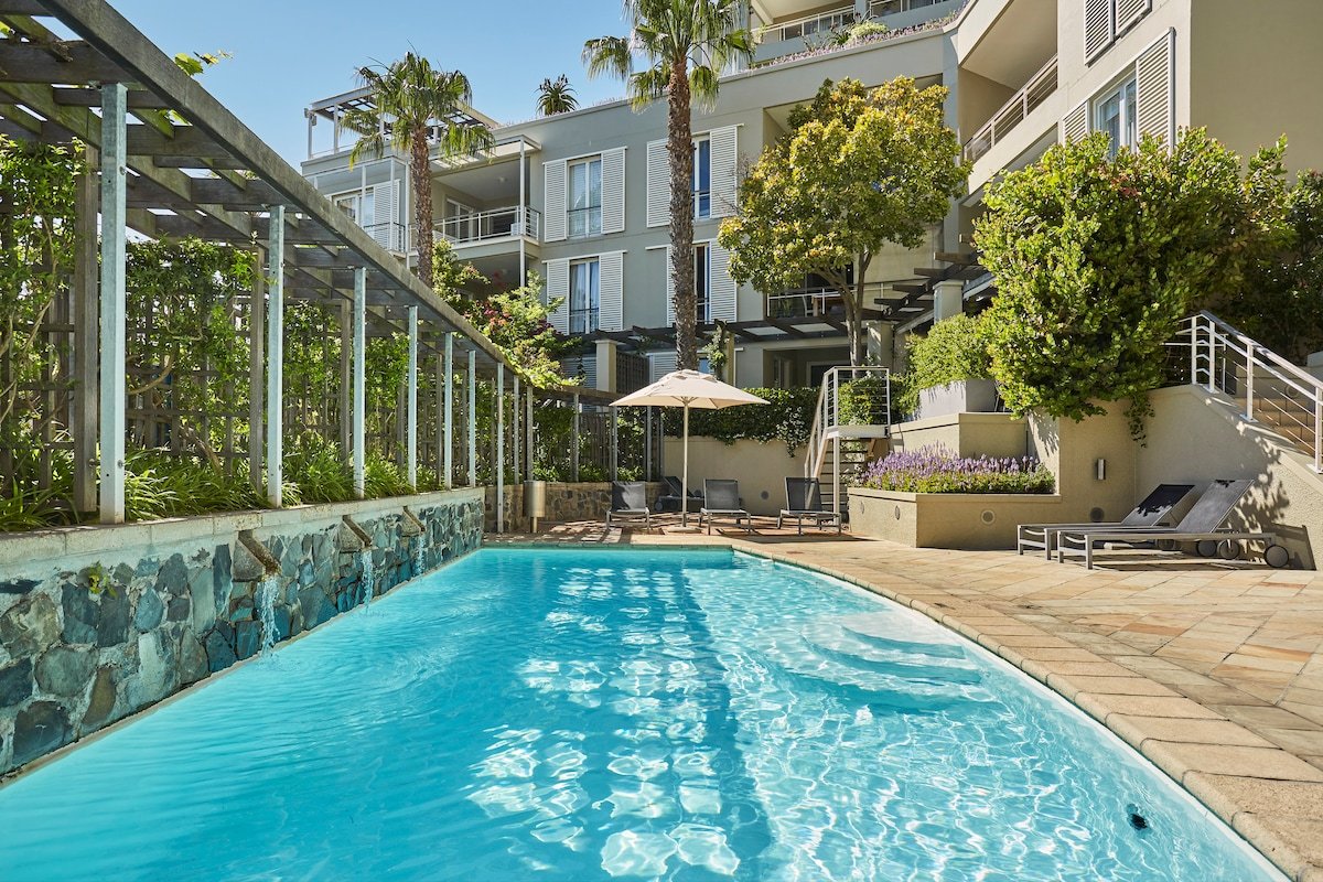 Modern V&A Waterfront Unit gallery image 4