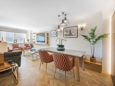 City Luxe: Your Stylish Escape