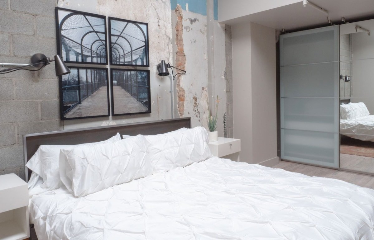 2BR Loft: Heart of Downtown Nashville! gallery image 4