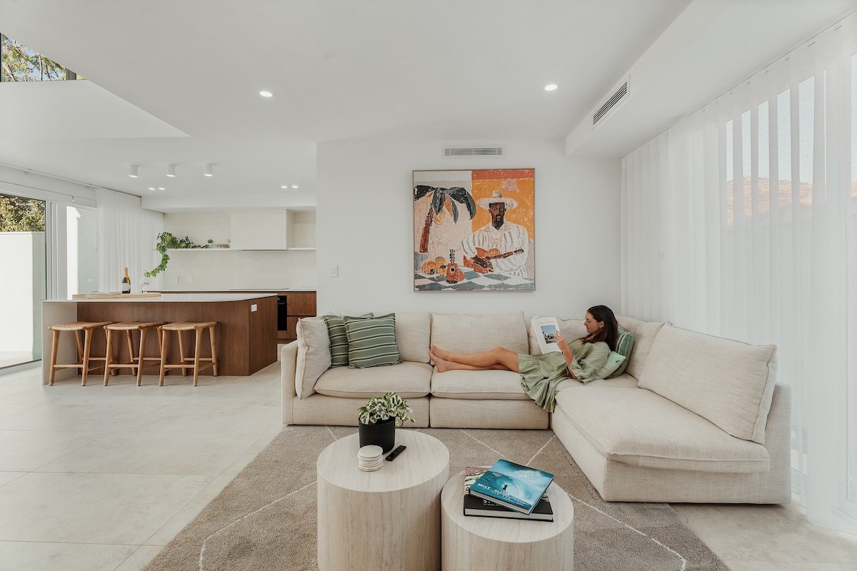 Pura Vida Retreat – with pool gallery image 5